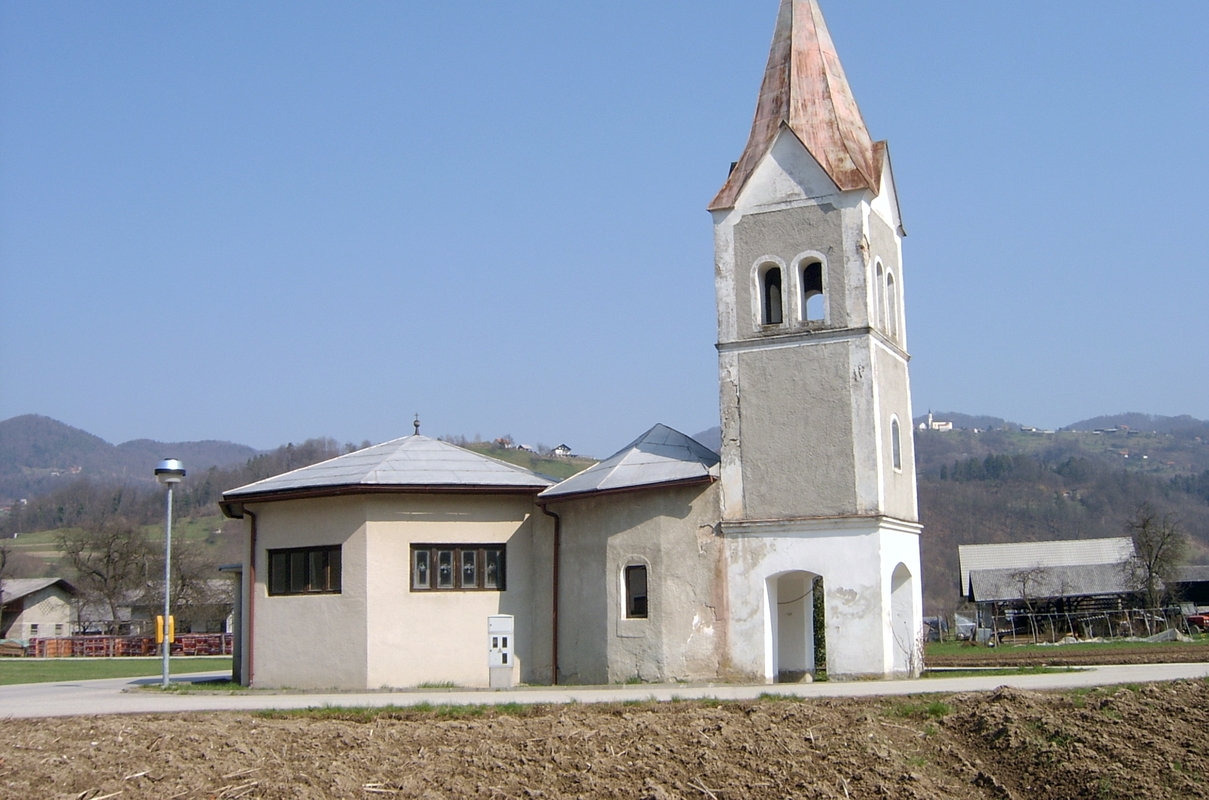 cerkev Šmarčna 1970-2010